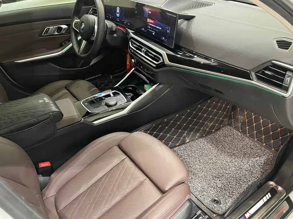 BMW i3 — миниатюра 13