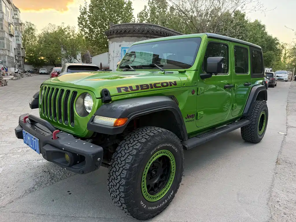 Купить Jeep Wrangler