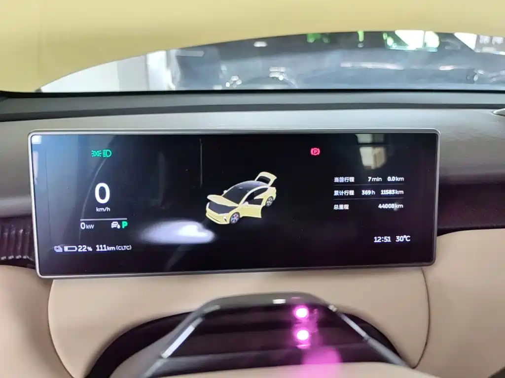 NIO ET5 — миниатюра 12