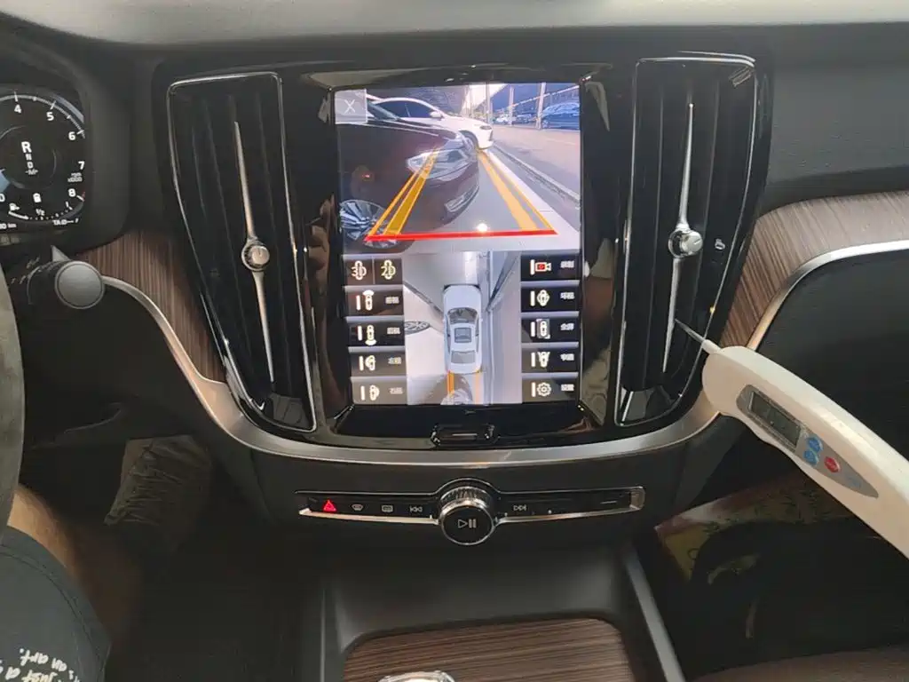 Volvo S60 — миниатюра 13