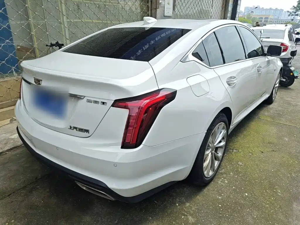 Cadillac CT5 — миниатюра 7