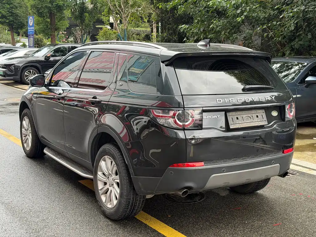 Land Rover Discovery Sport — миниатюра 7