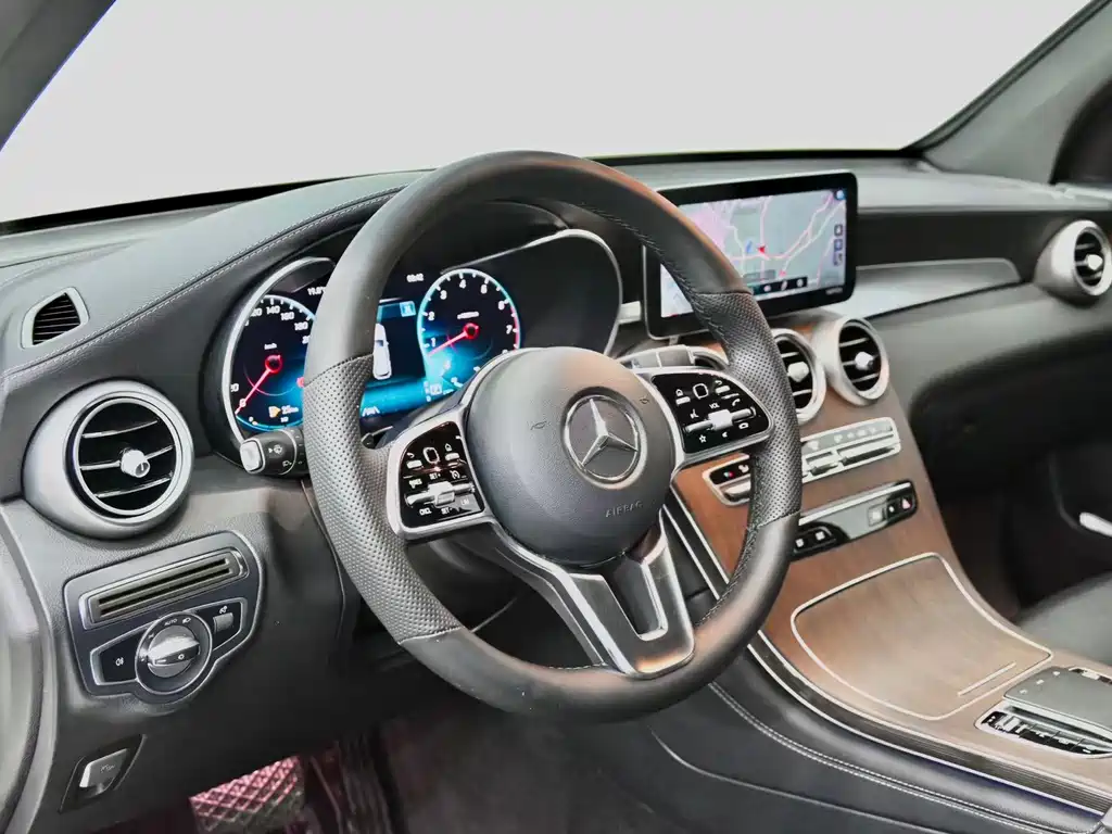 Mercedes-Benz GLC — миниатюра 18
