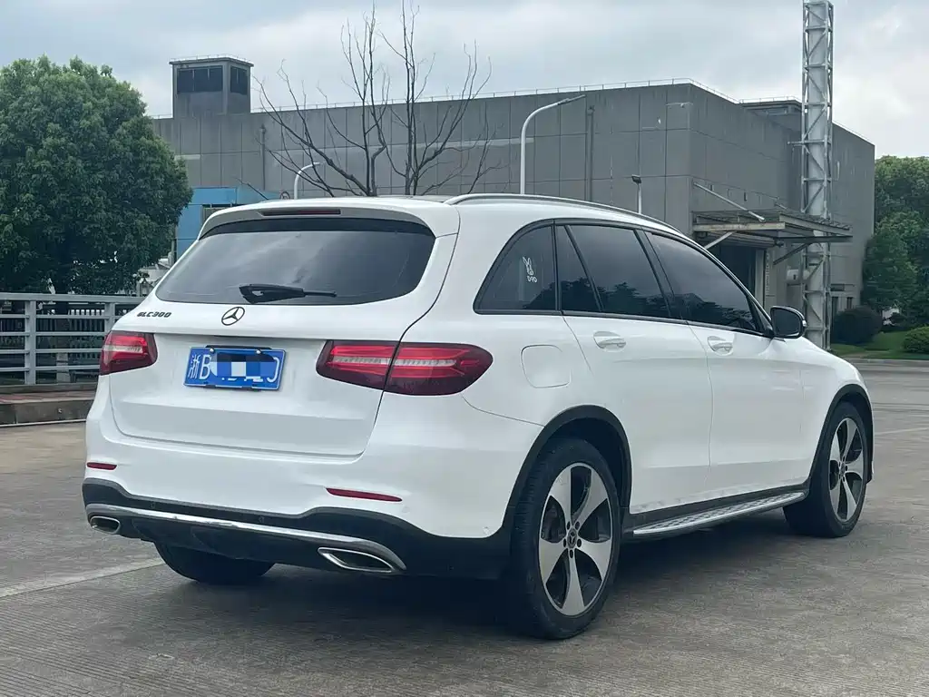 Mercedes-Benz GLC — миниатюра 7