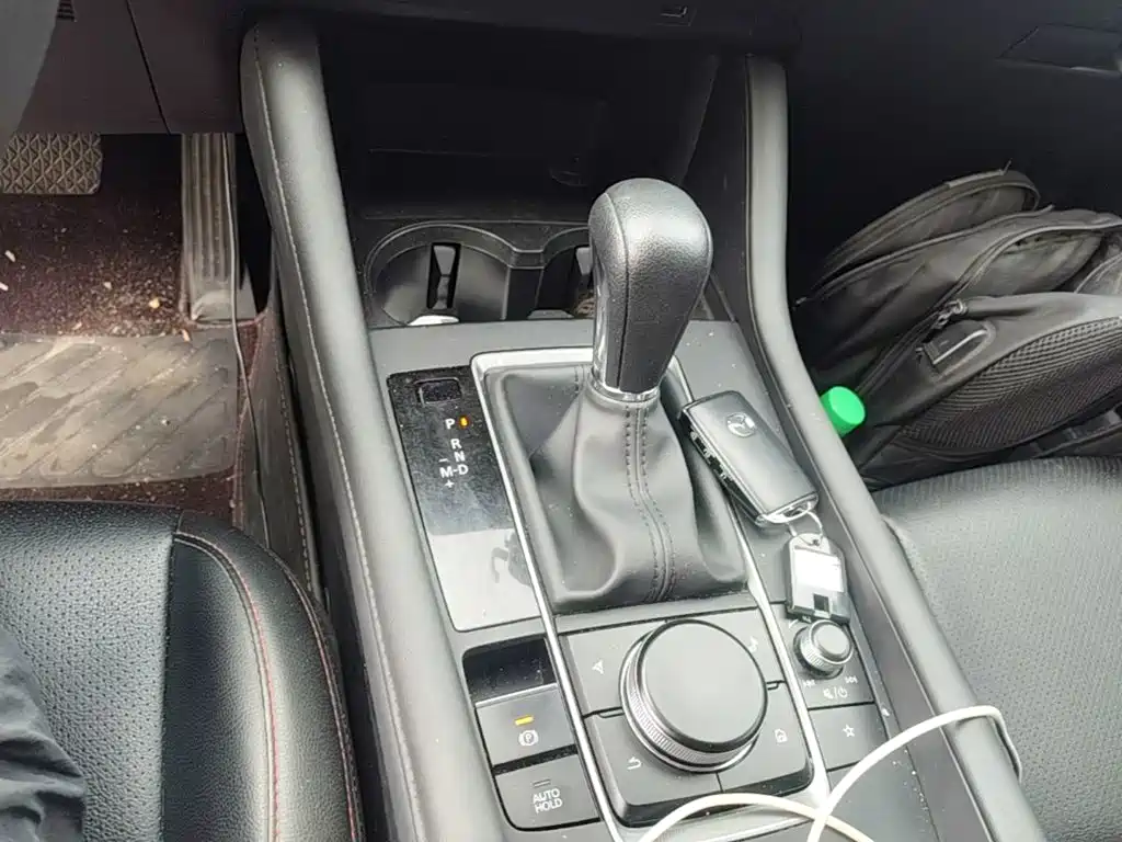 Mazda 3 Axela — миниатюра 14