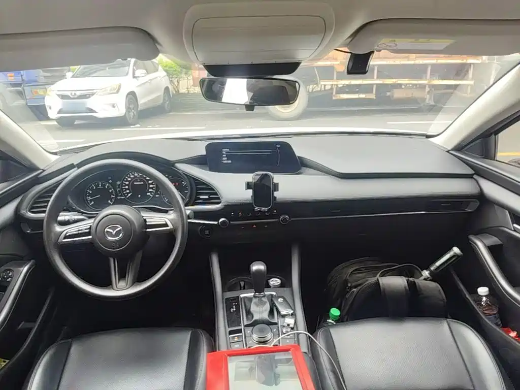 Mazda 3 Axela — миниатюра 10