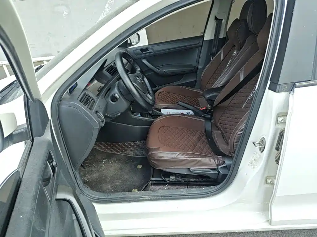 Volkswagen Santana — миниатюра 15
