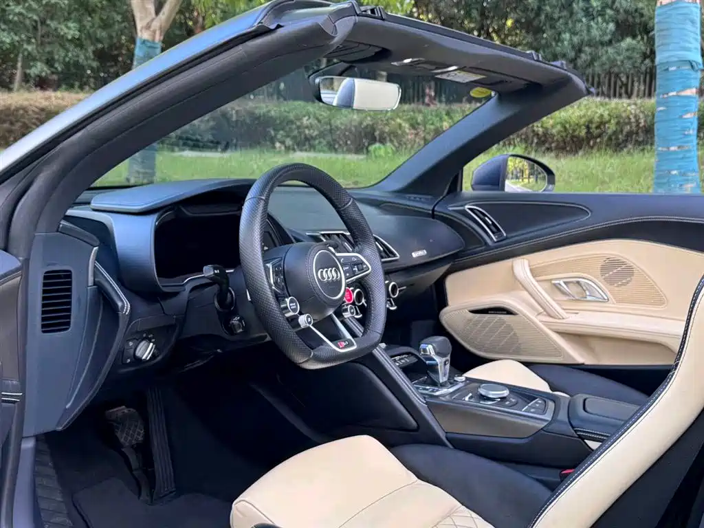 Audi R8 2017 V10 Spyder