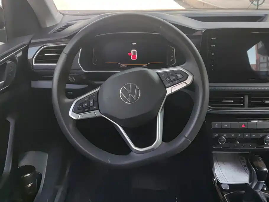 Volkswagen Tharu — миниатюра 15