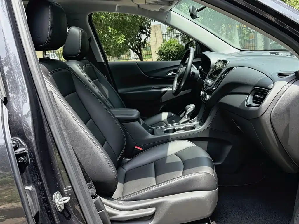 Chevrolet Equinox — миниатюра 28