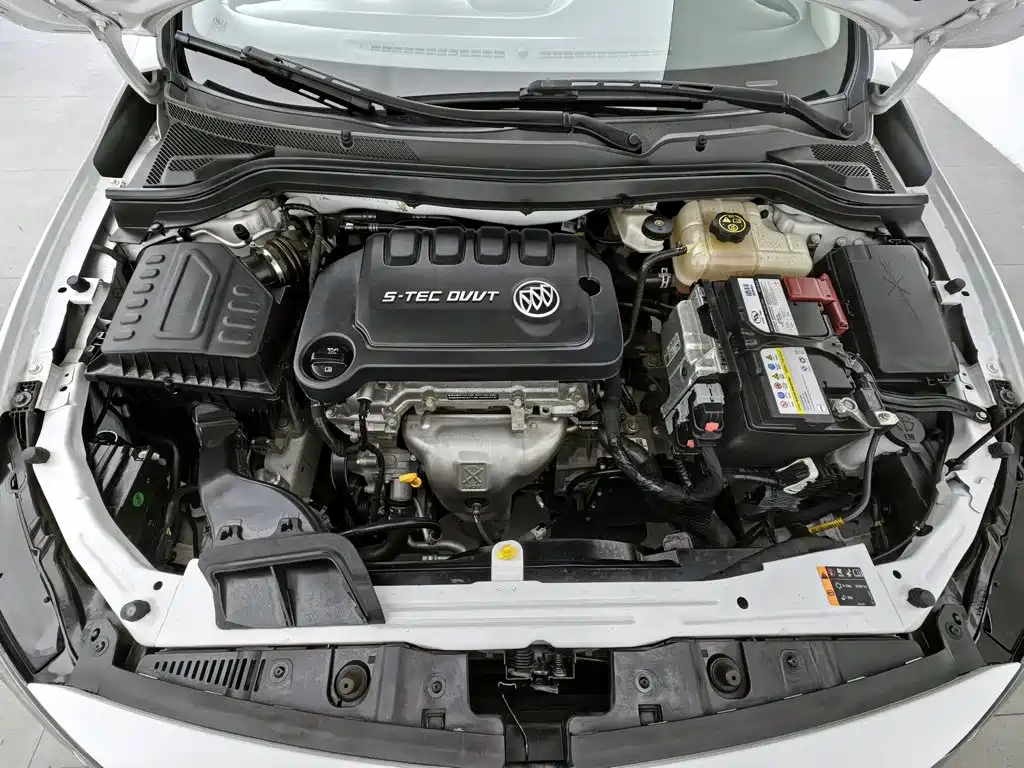 Buick Excelle — миниатюра 6