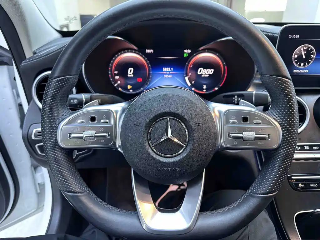 Mercedes-Benz C-Class — миниатюра 11