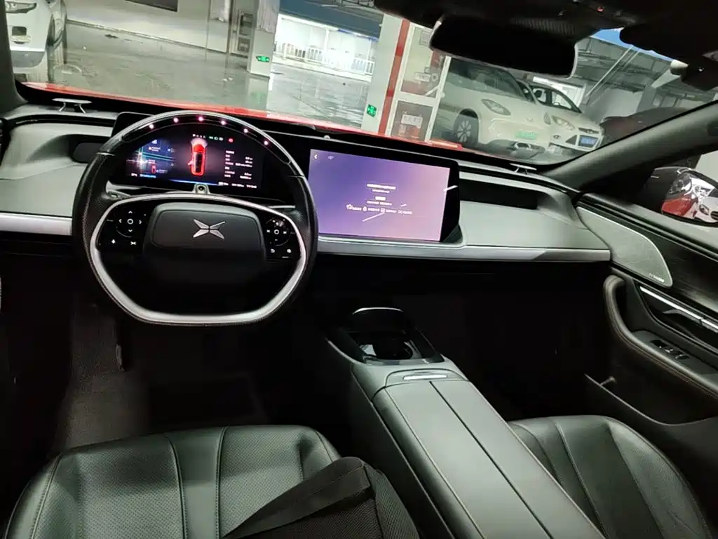 XPeng P7 — миниатюра 13