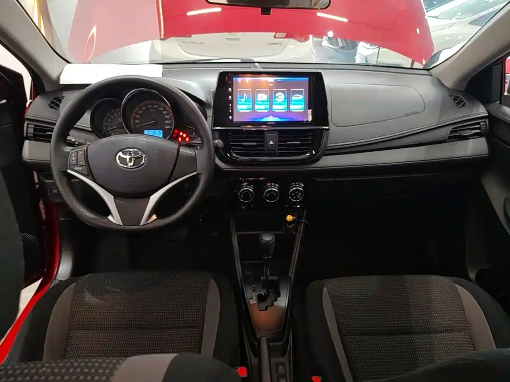 Toyota Vios FS — миниатюра 10