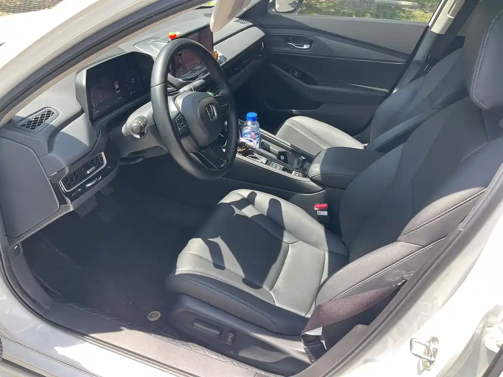 Honda Inspire — миниатюра 6