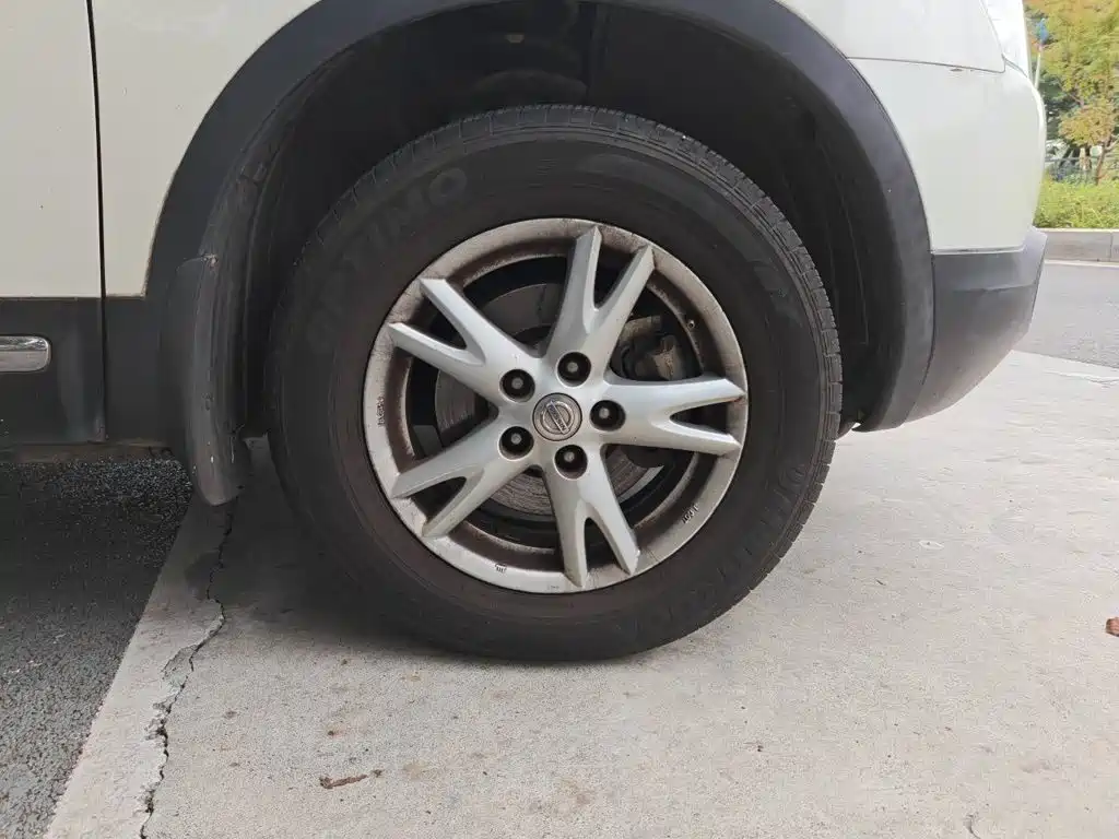 Nissan Qashqai — миниатюра 8