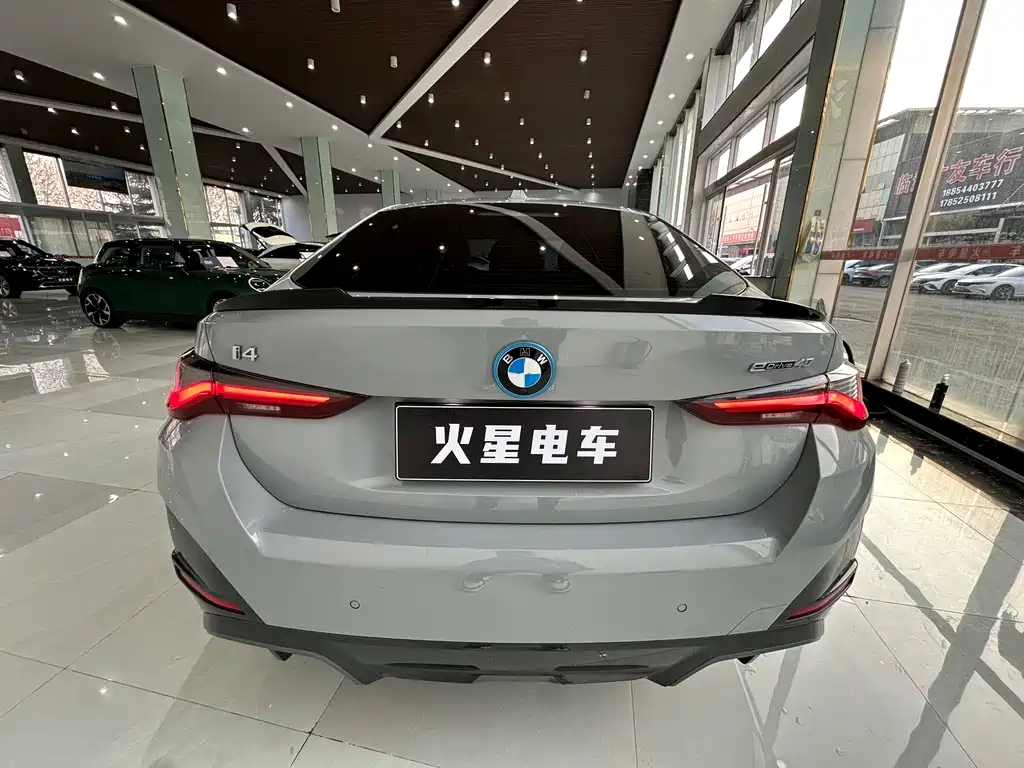 BMW I4