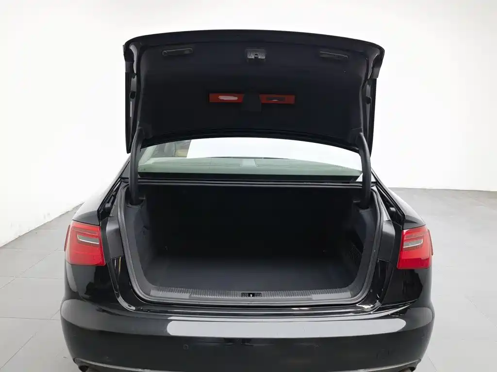 Audi A6L — миниатюра 16