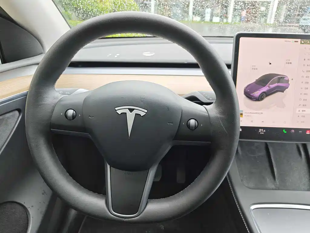 Tesla Model Y — фотографии объявления, Фото 13