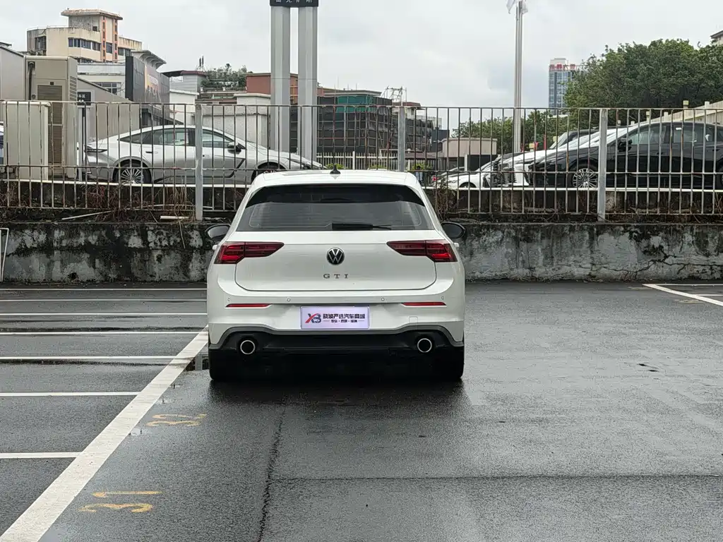 Volkswagen Golf GTI GTI 2021 380TSI DSG GTI