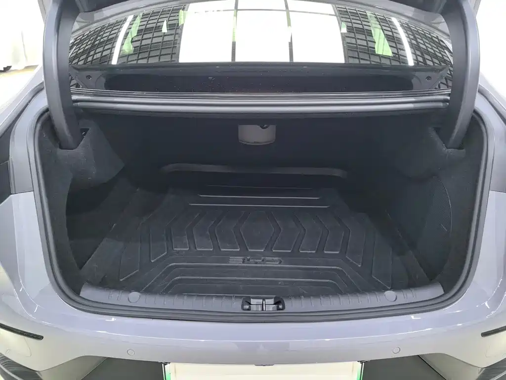 BYD Han — миниатюра 16