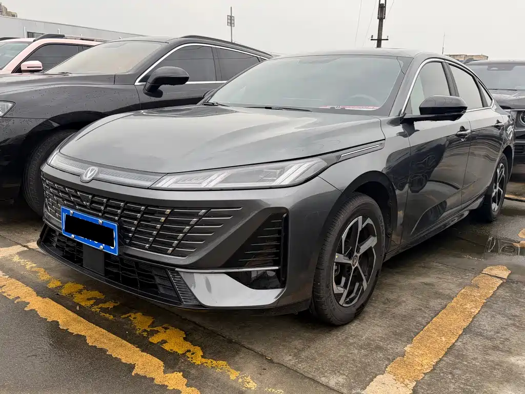 2026 Changan Eado - zdjęcie 1 z 14