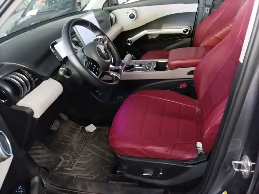 BYD Yuan Plus — миниатюра 15