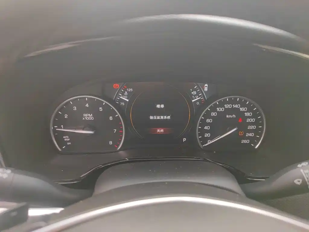Cadillac XT5 — миниатюра 7