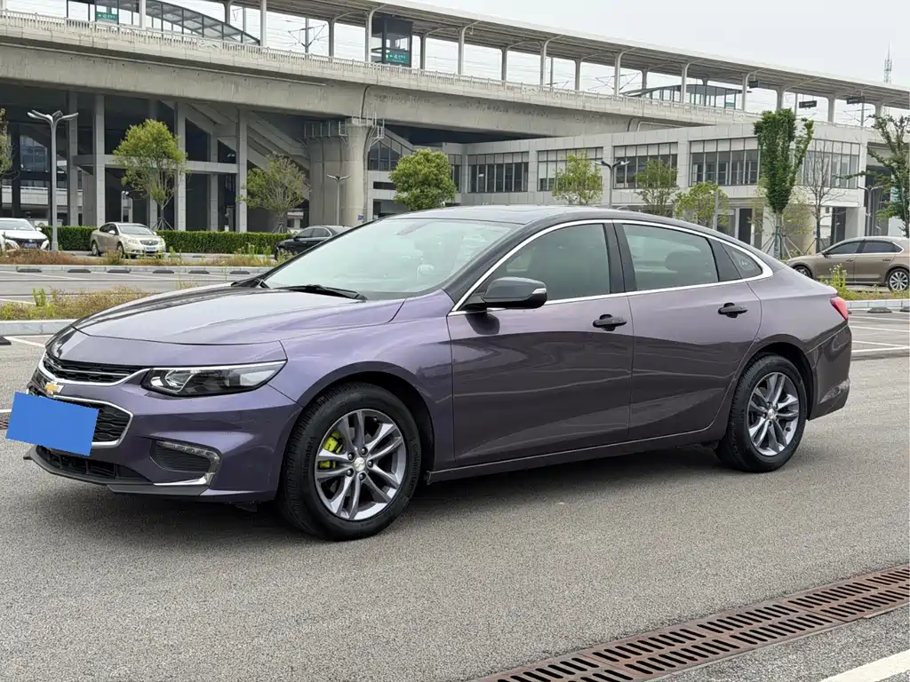 Купить Chevrolet Malibu XL