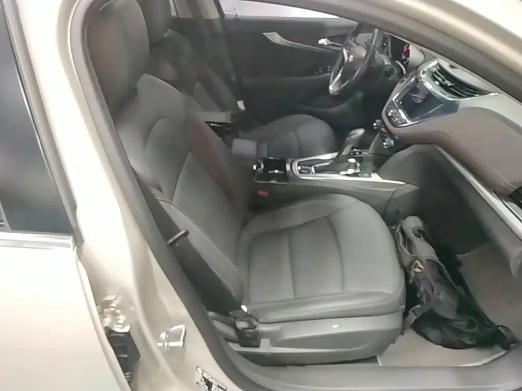 Chevrolet Malibu — миниатюра 25