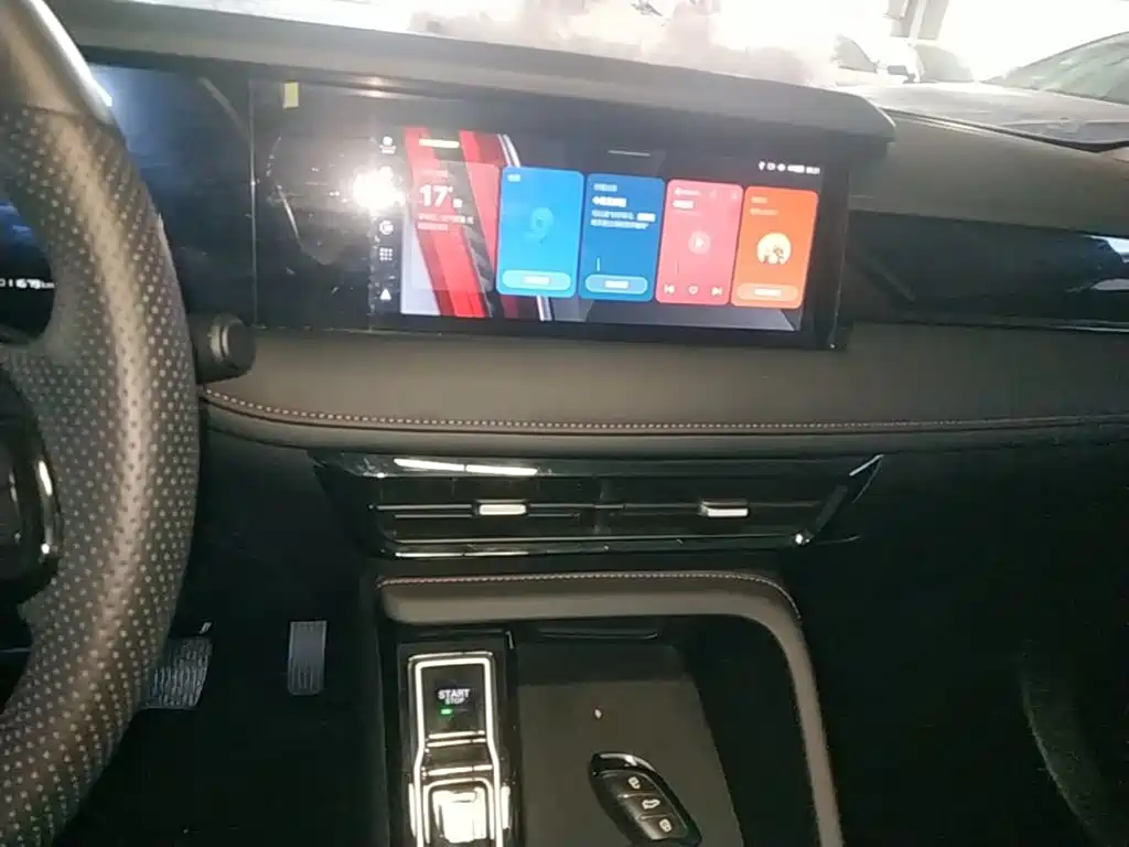 Roewe i5 — миниатюра 13