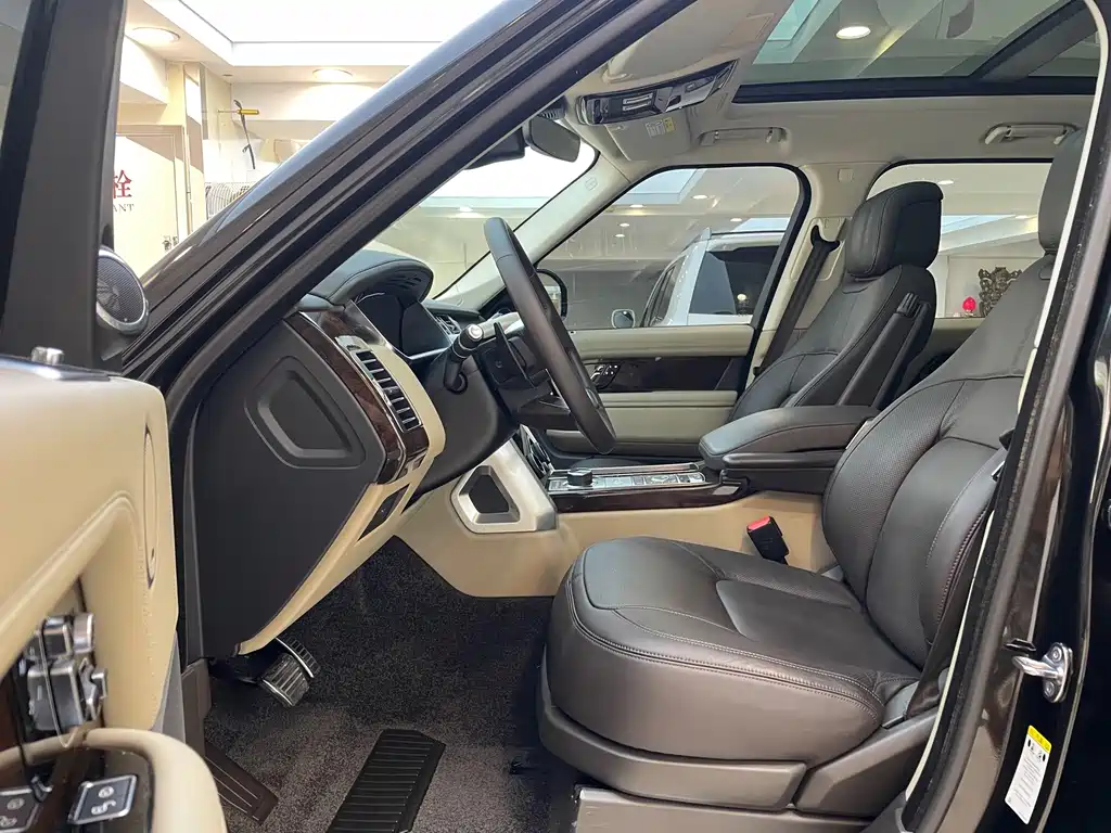 Land Rover Range Rover — миниатюра 8