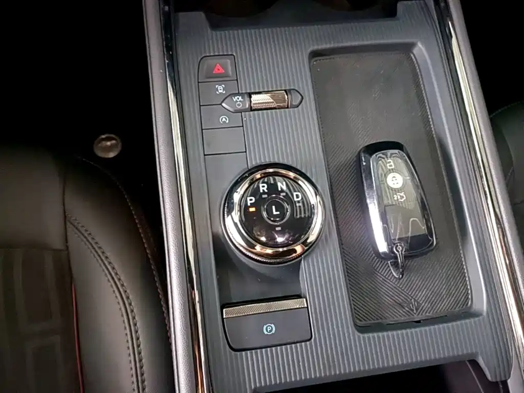 Ford Mondeo — миниатюра 14