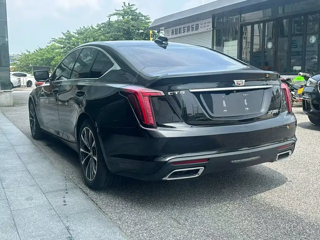 Cadillac CT5 — миниатюра 9