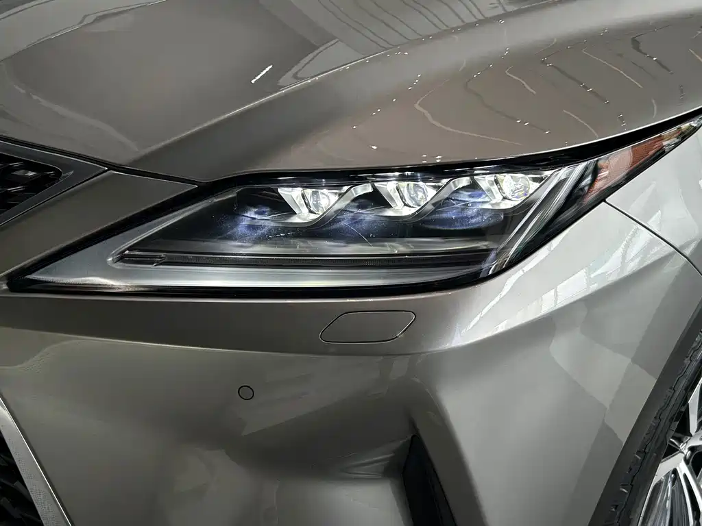 Lexus RX — миниатюра 25