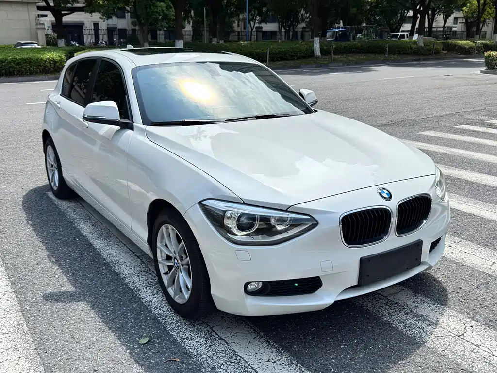 BMW 1 Series (Import) — миниатюра 3