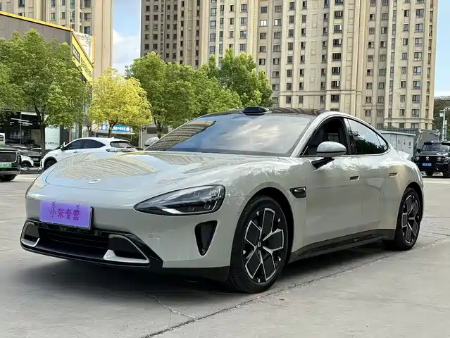 XIAOMI CAR XIAOMI SU7 2024