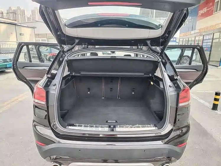BMW X1 — миниатюра 11