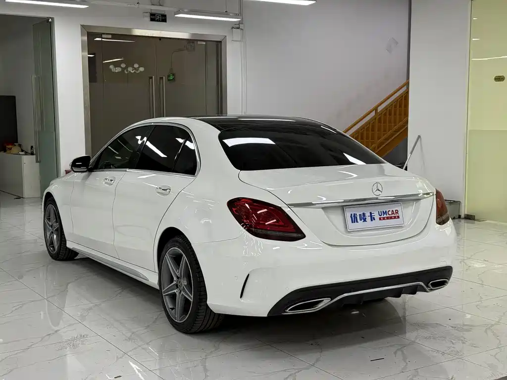 Mercedes-Benz C-Class — миниатюра 4