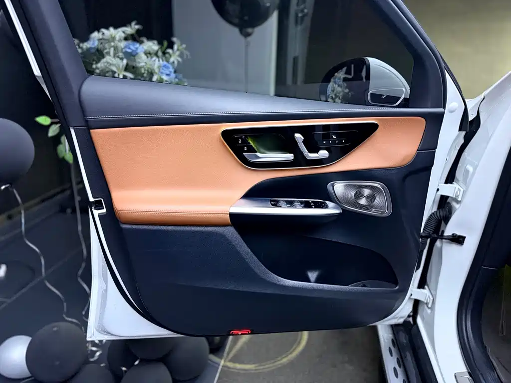 Mercedes-Benz GLC — миниатюра 3