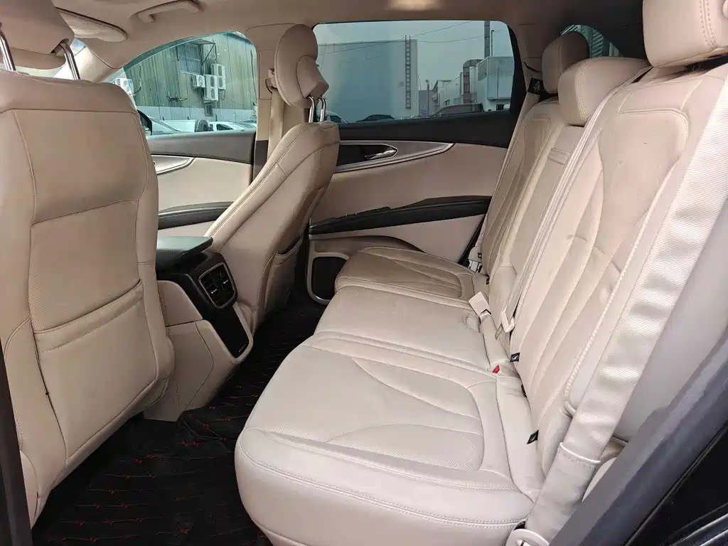 Lincoln MKX — миниатюра 8