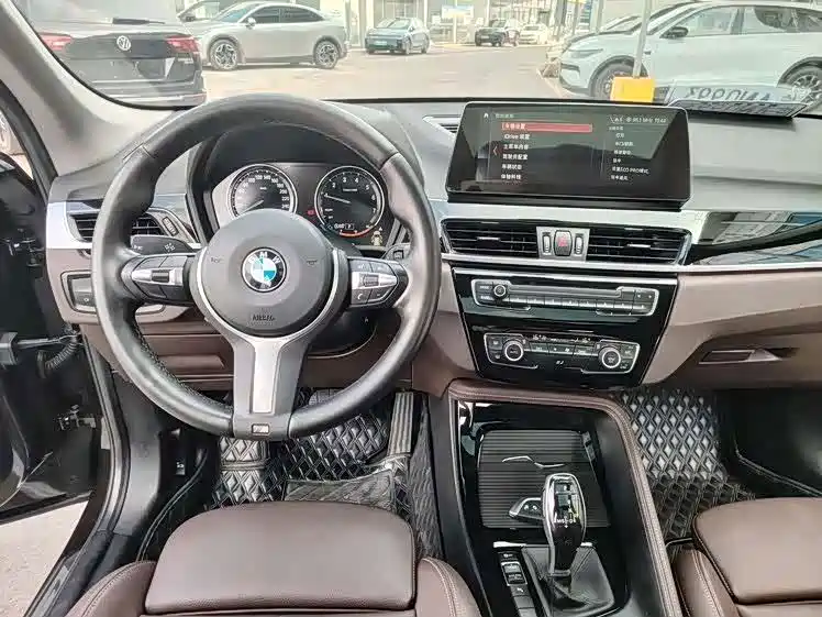 BMW X1 — миниатюра 10