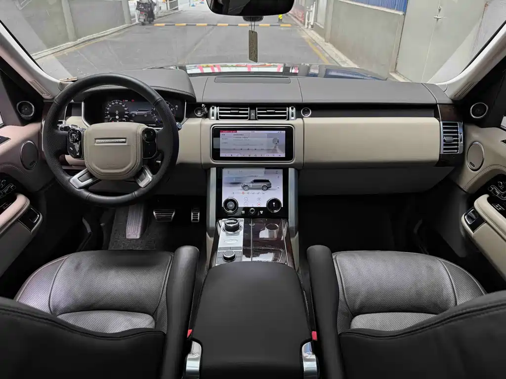 Land Rover Range Rover — миниатюра 13