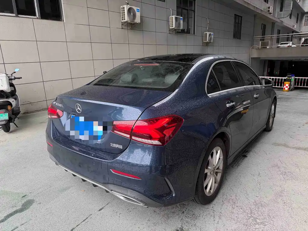 Mercedes-Benz A-Class — миниатюра 11