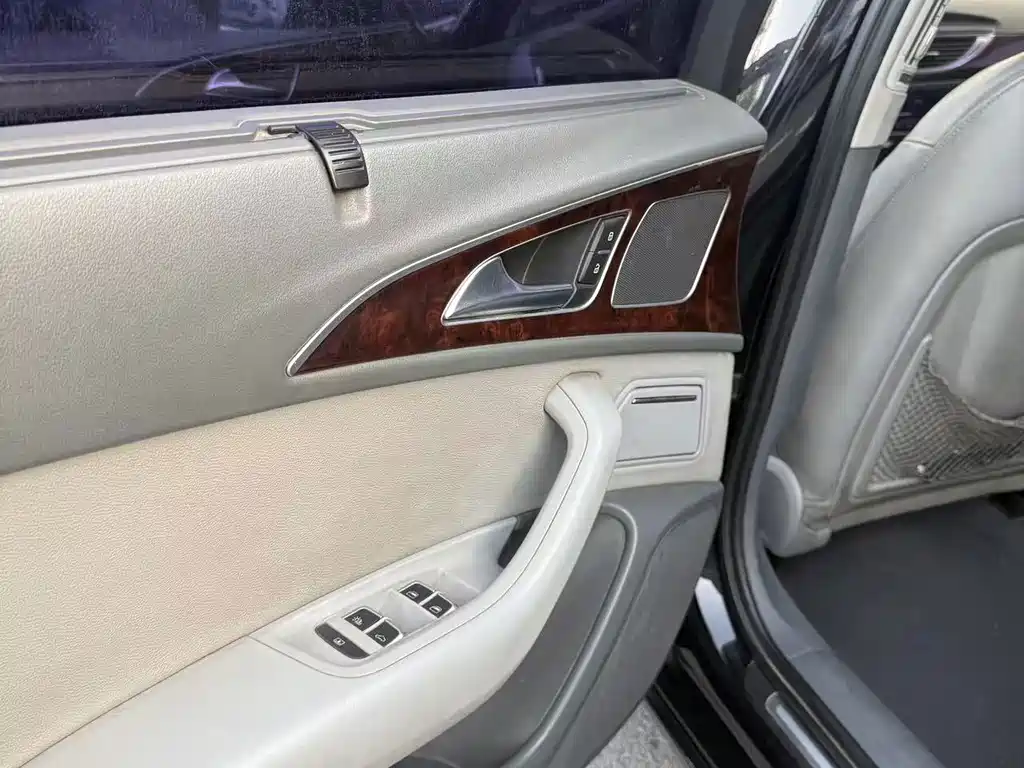 Audi A6L — миниатюра 11