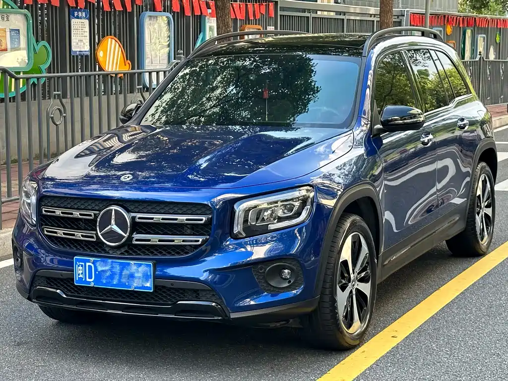 Mercedes-Benz GLB 2024