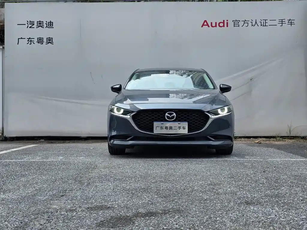Mazda 3 Axela — миниатюра 2