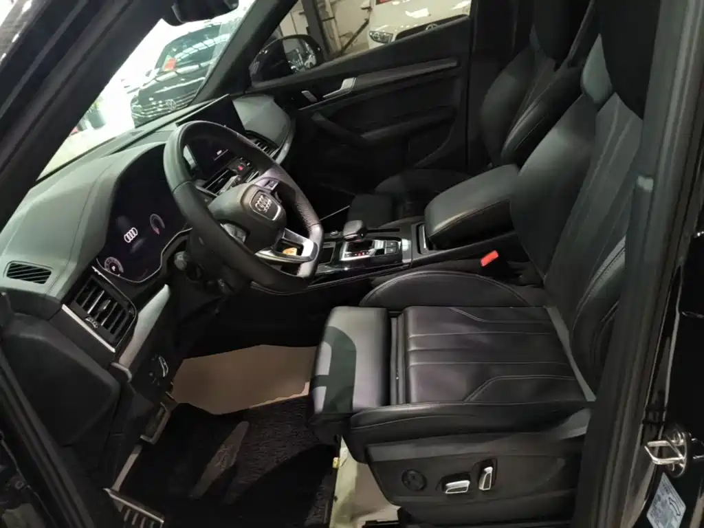 Audi Q5L — миниатюра 15