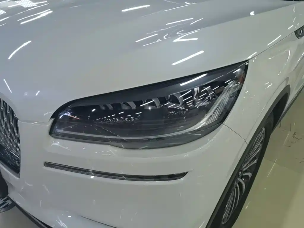 Lincoln Aviator — миниатюра 24