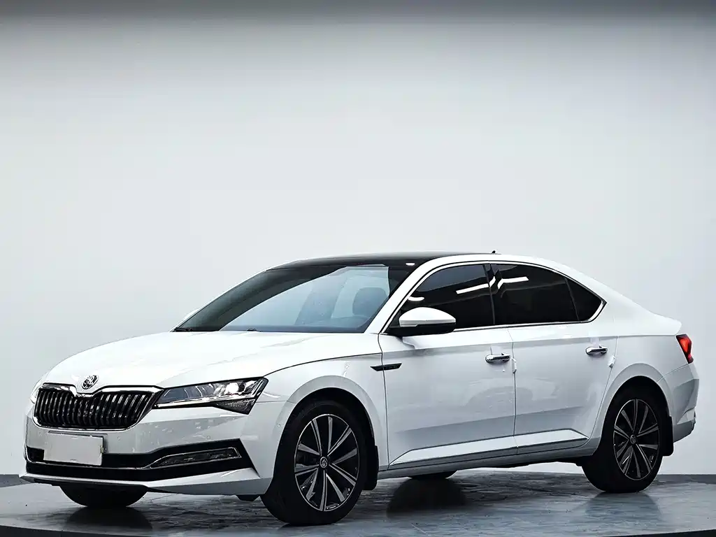 Skoda Superb — миниатюра 2